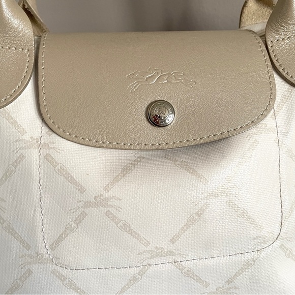 Longchamp Le Pliage White Coated Canvas Tote Bag - Medium - Picture 3 of 15